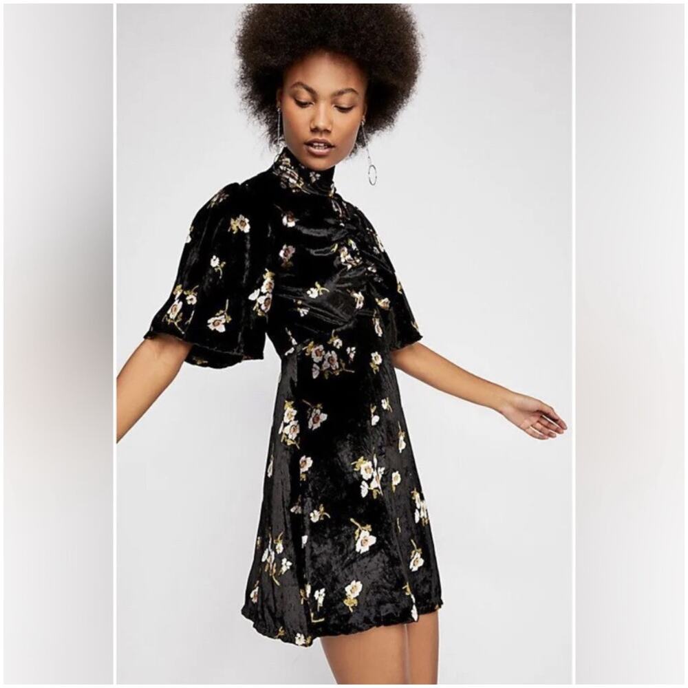 FREE PEOPLE Be My Baby Luxe Velvet Floral Mock Neck Vintage Mini Dress Size 2/XS - Picture 3 of 13